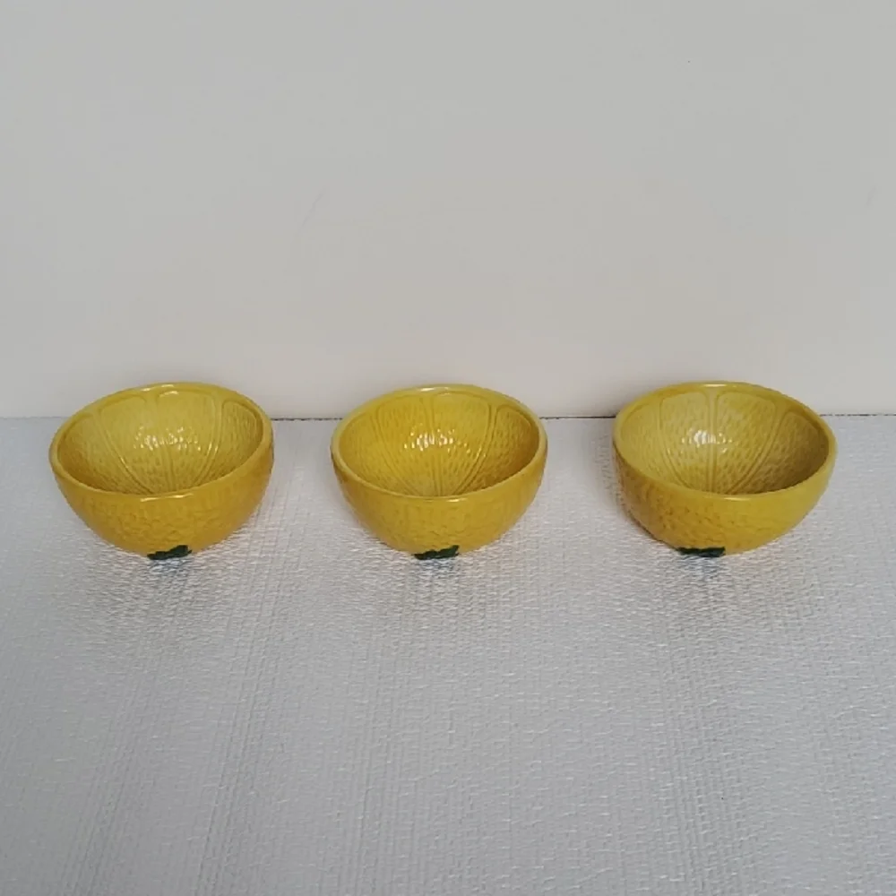 Set Of 3 Williams Sonoma Yellow Lemon Bowls 3.75